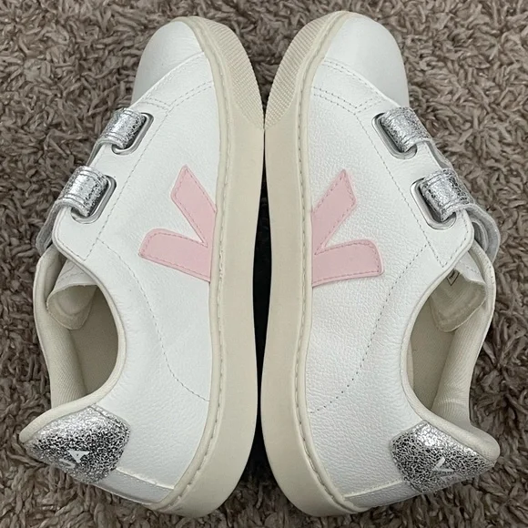 VEJA Esplar Velcro (Big Kid) NEW